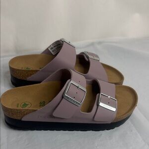 Papillio birkenstock Arizona flex platform in color faded purple sz US-9 NIB